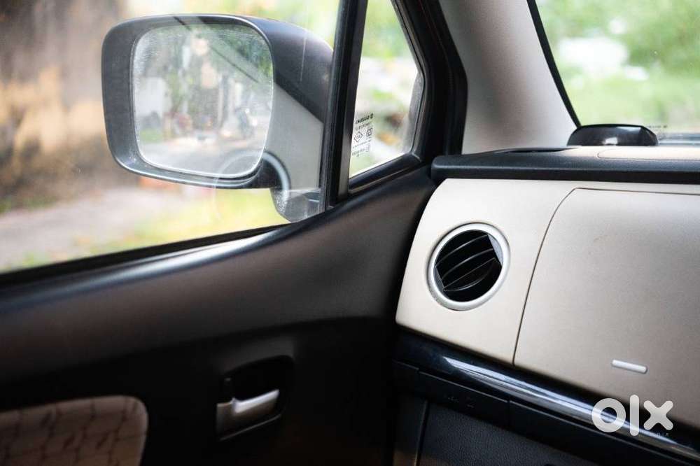 Maruti Suzuki Wagon R Vxi Amt, 2018, Petrol