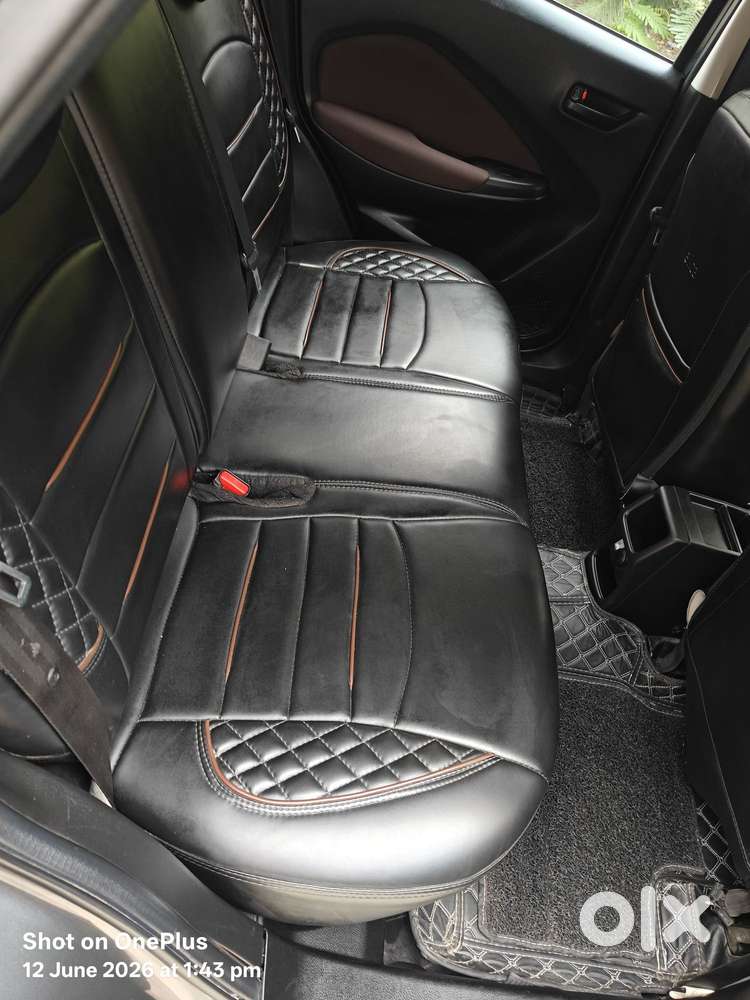 Maruti Suzuki Fronx Sigma 1.2 Mt, 2023, Petrol