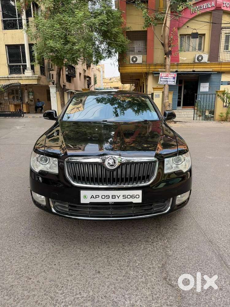 Skoda Superb 2008 Petrol 60000 Km Driven