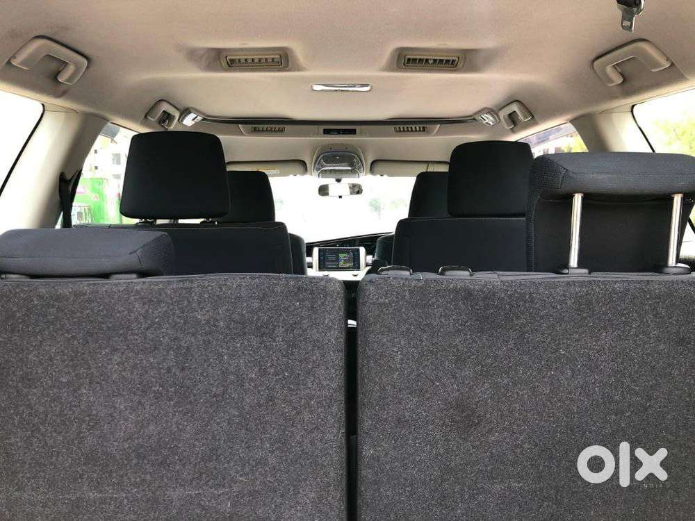 Toyota Innova Crysta [2020-ongoing] 2.4 Vx 7 Str, 2020, Diesel