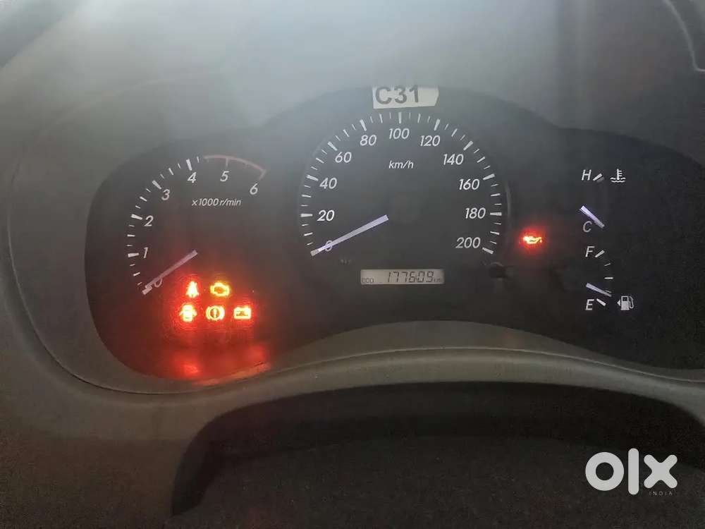 Toyota Innova Diesel 2014