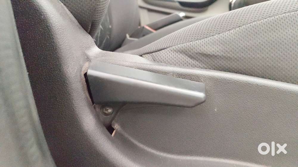 Tata Tiago 1.2 Revotron Xt, 2016, Petrol