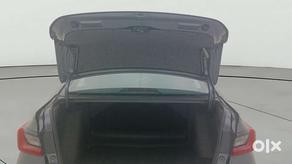 Honda City I-vtec Cvt Zx, 2023, Petrol