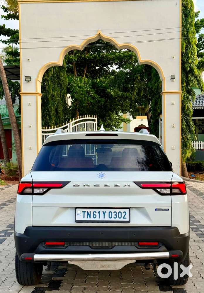 Maruti Suzuki Brezza 1.5 Vxi Smart Hybrid, 2023, Petrol