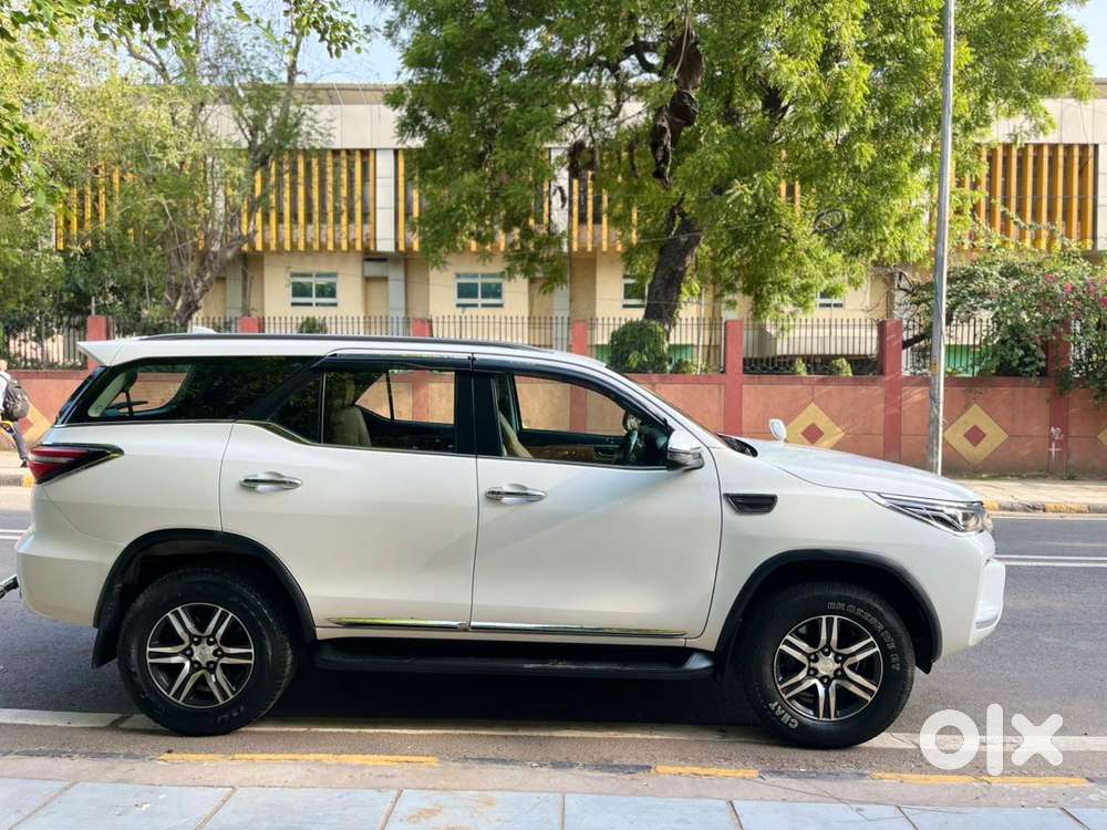 Toyota Fortuner 4x2 At 2.8 Diesel, 2023, Diesel