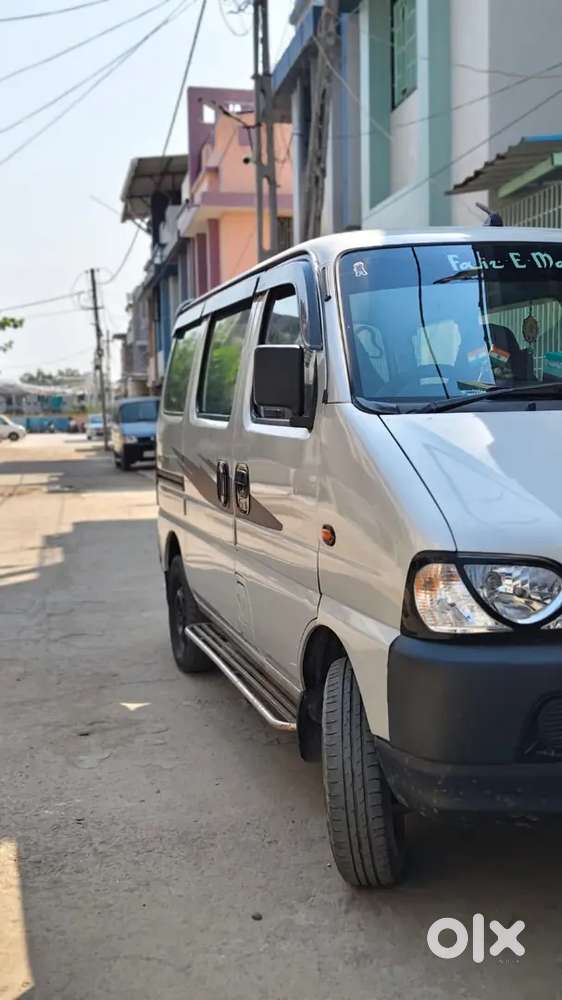 Maruti Suzuki Eeco 2016 Ac Cng