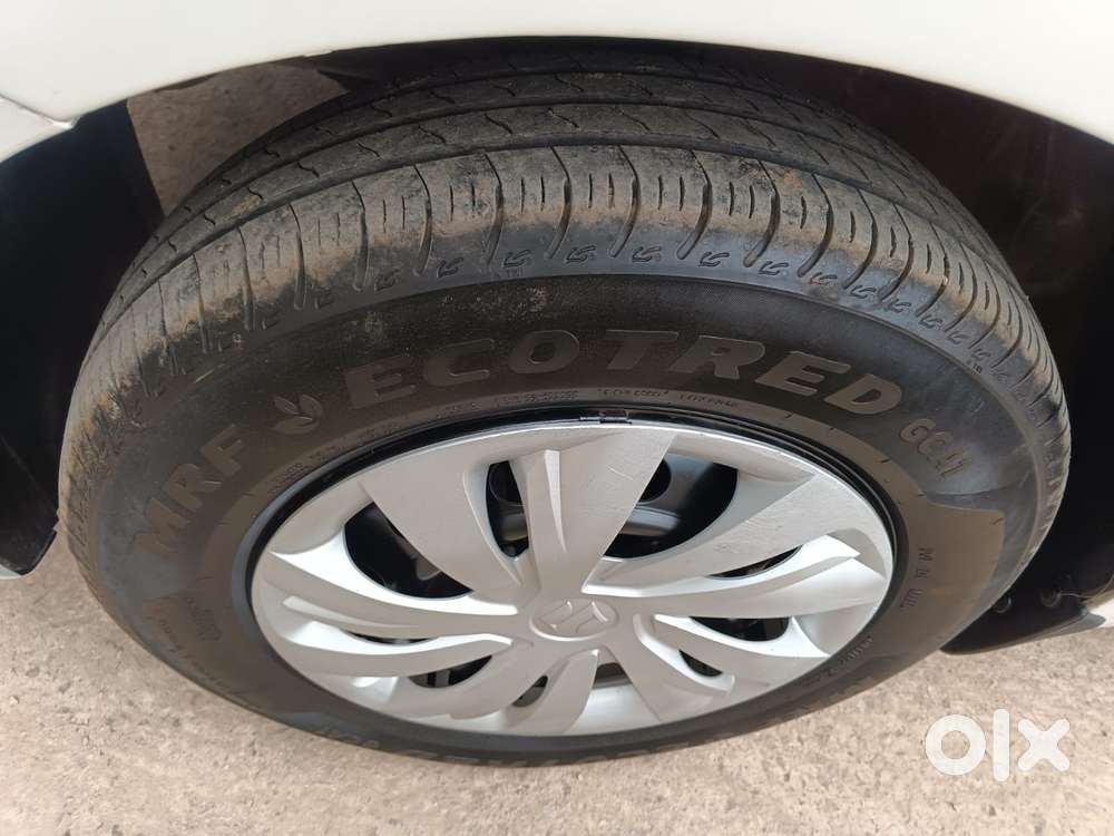 Maruti Suzuki Swift Vxi + Manual, 2024, Petrol