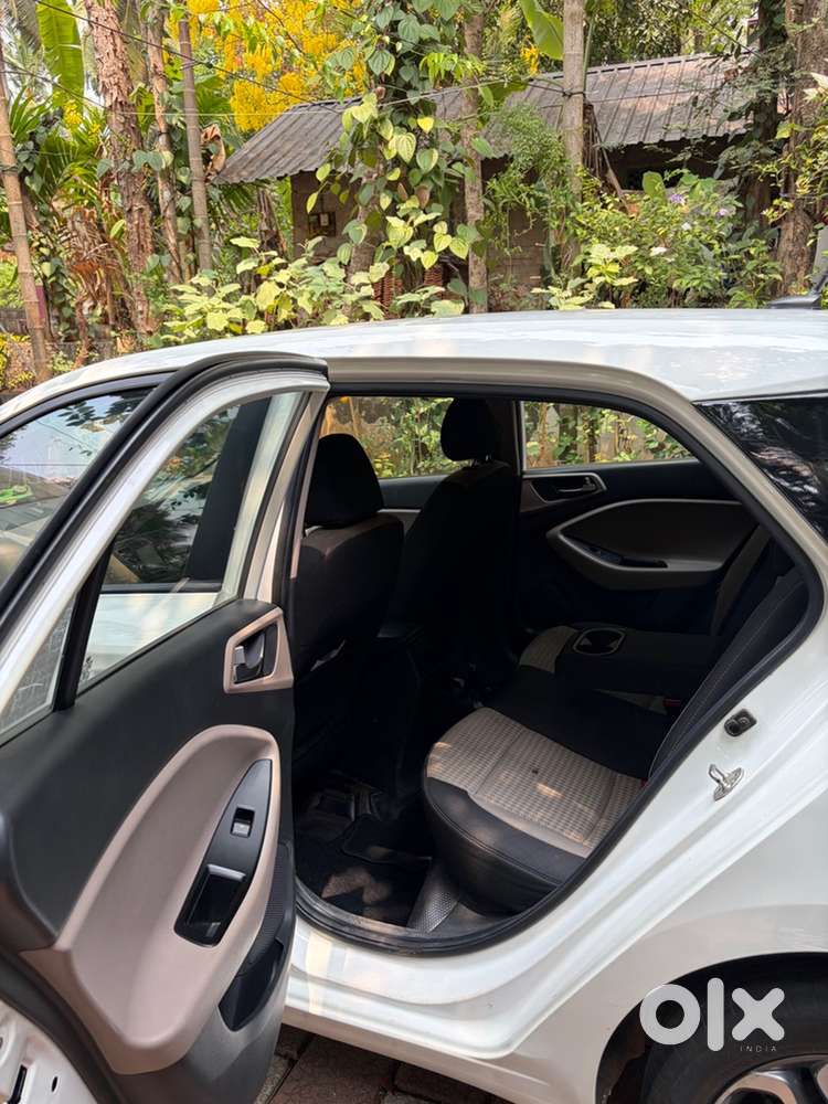 Hyundai I20 2018 Petrol Well Maintained