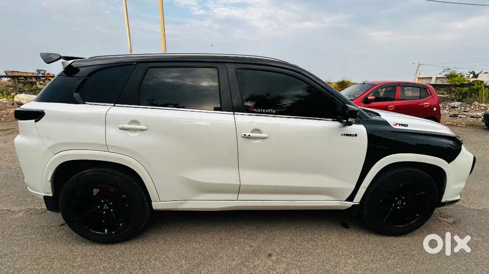Toyota Urban Cruiser Hyryder 2023 Petrol Well Maintained