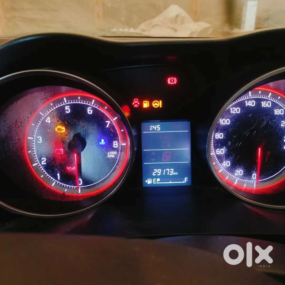 Maruti Suzuki Swift 2022 Petrol 29000 Km Driven