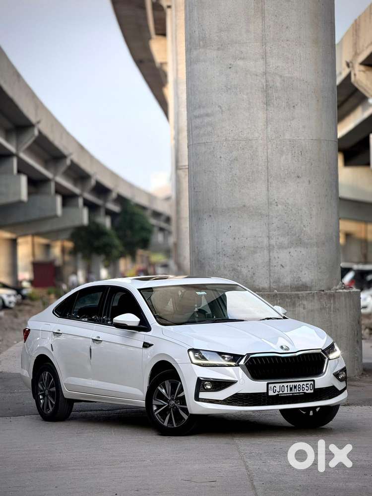 Skoda Slavia 1.0 Tsi Style, 2023, Petrol