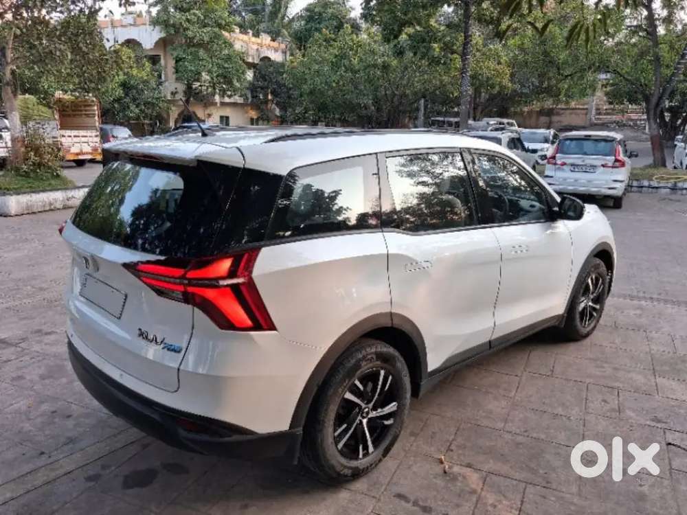 Mahindra Xuv700 2022 Petrol Well Maintained