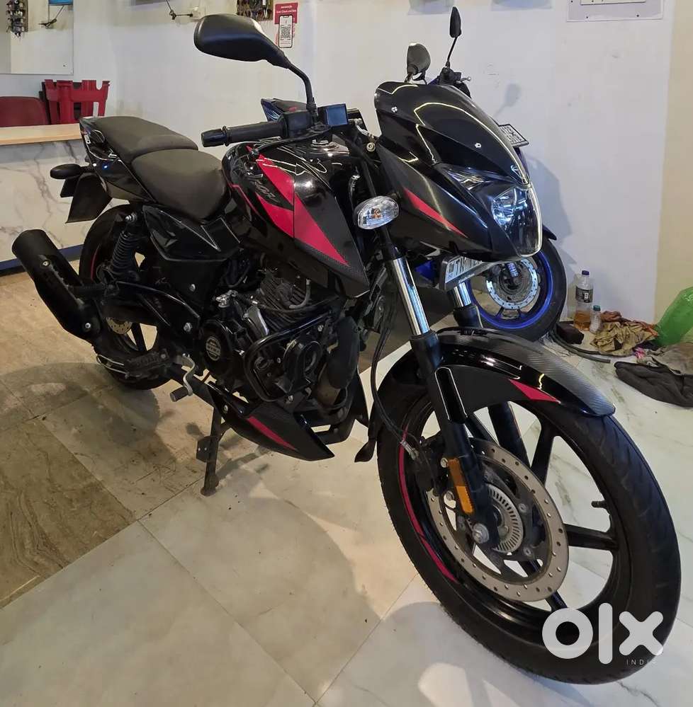 Black New Pulsar 150 Red Colour Bajaj Pulsar Bike Pulsar 150 Twin