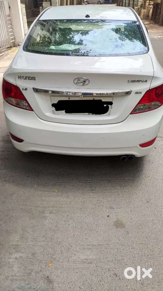 Hyundai Verna Fluidic 1.6crdi Sx Automatic