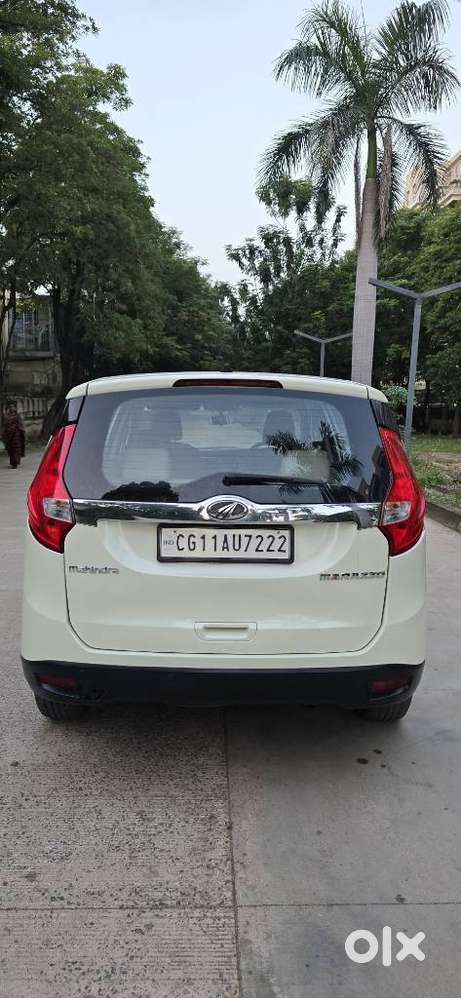 Mahindra Marazzo, 2019, Diesel