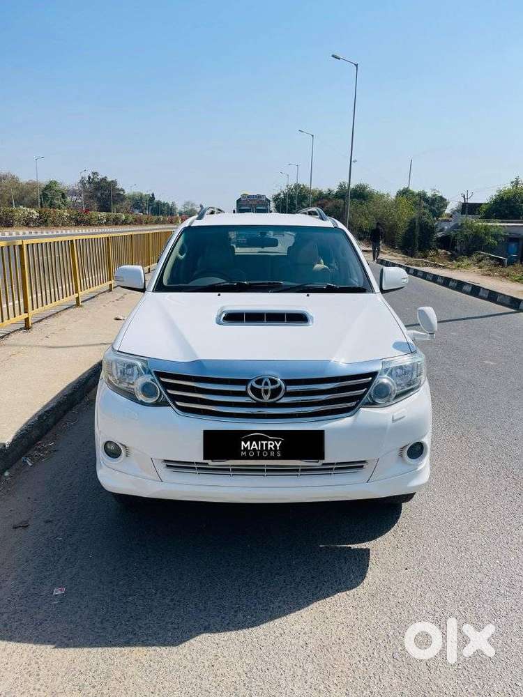Toyota Fortuner 3.0 4x2 Automatic, 2013, Diesel