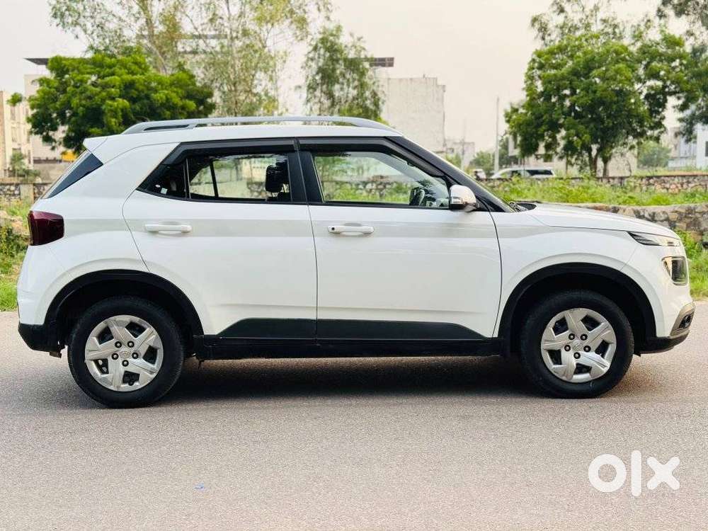 Hyundai Venue 1.2 S Plus, 2021, Petrol