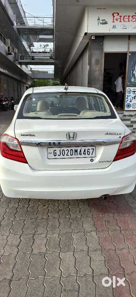 Honda Amaze 2017 Powerfull Gadi Tyre Nava All Ok