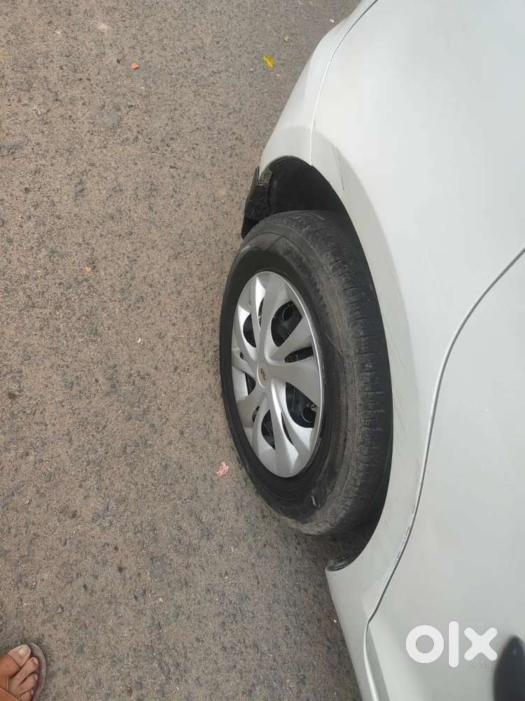Maruti Suzuki Swift Vxi, 2013, Petrol