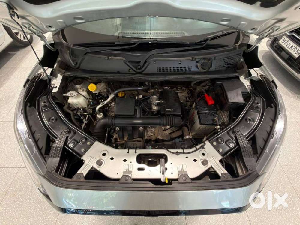 Nissan Magnite Kuro Edition Petrol Amt, 2025, Petrol