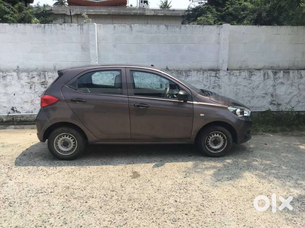 Tata Tiago Xe, 2019, Petrol