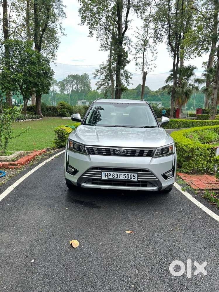 Mahindra Petrol Car 2019