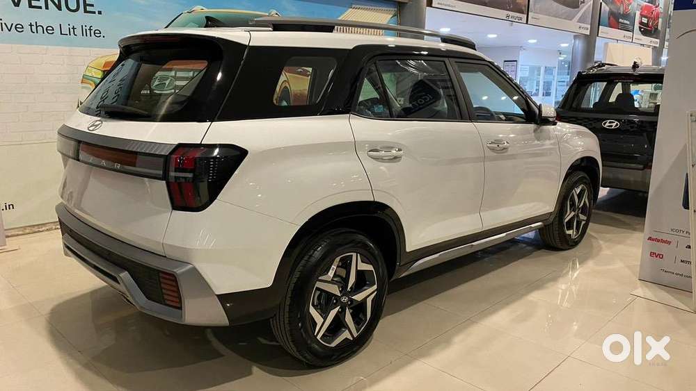 Hyundai Alcazar 2025 Diesel Well Maintained