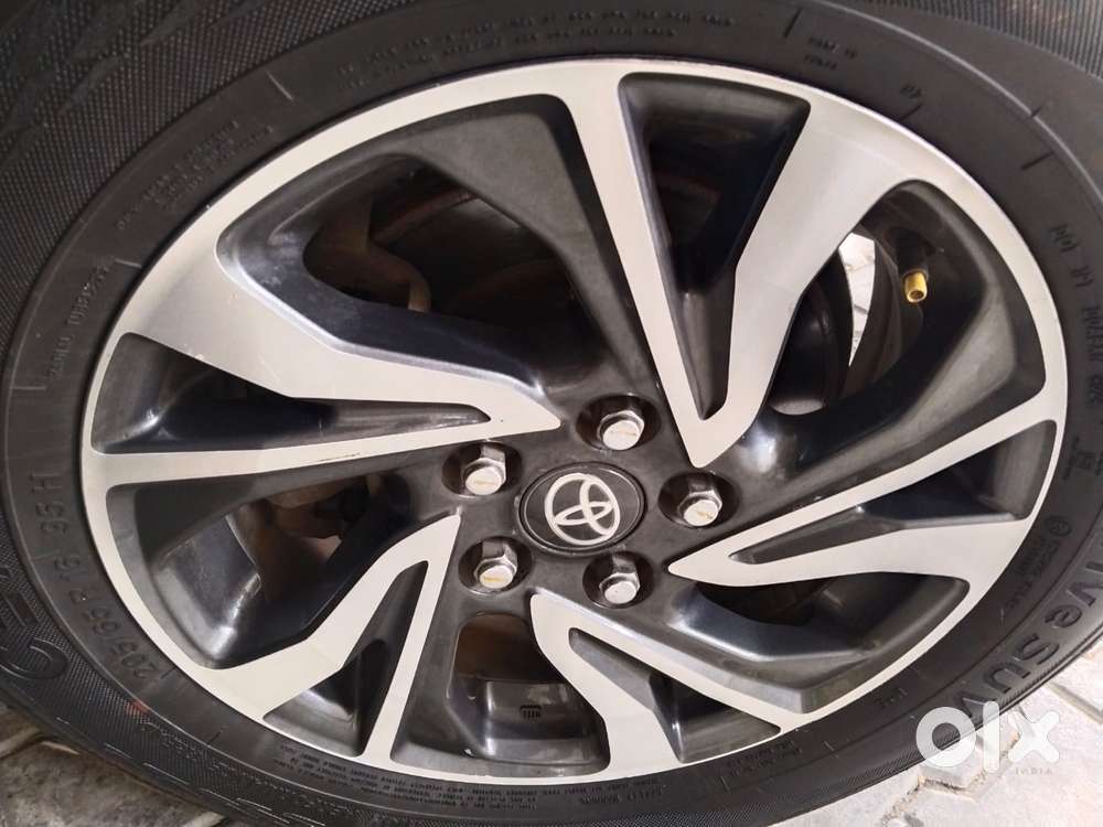 Toyota Innova Crysta [2020-ongoing] 2.4 Vx 7 Str, 2022, Diesel