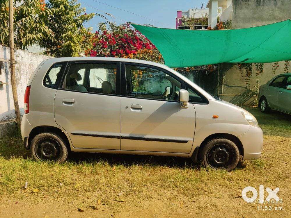 Maruti Suzuki Estilo Vxi, 2011, Petrol