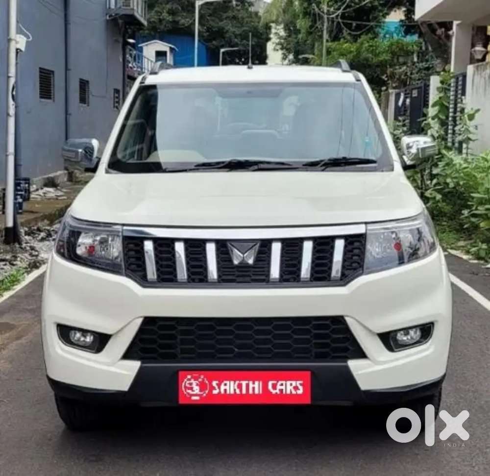 Bolero Neo Gadi Government Ya Private Company Me Attached Krna H