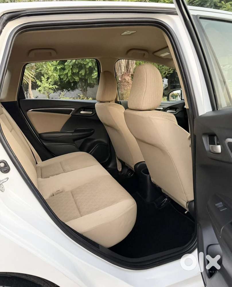 Honda Jazz V Automatic, 2018, Petrol