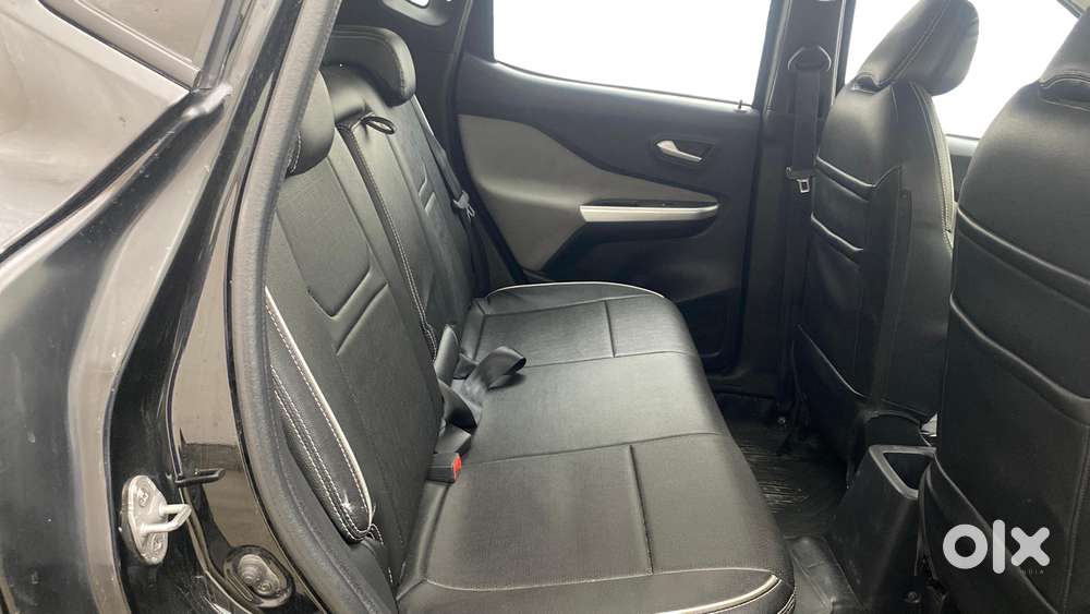 Nissan Magnite 1.0 Xv, 2022, Petrol