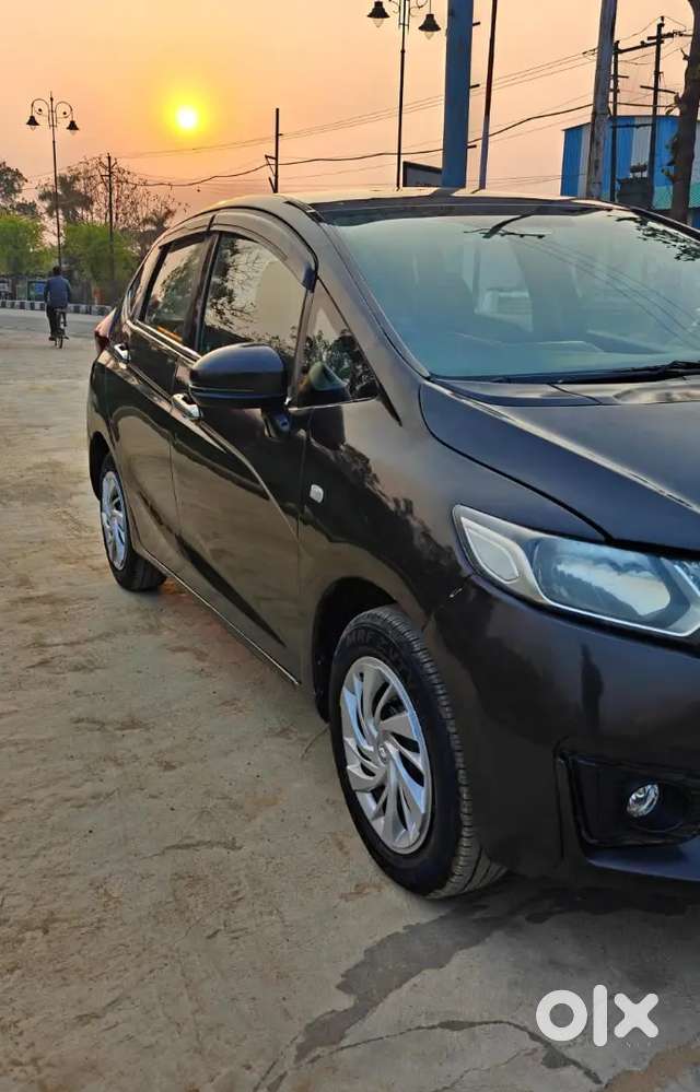 Honda Jazz 2016 Diesel 120000 Km Driven