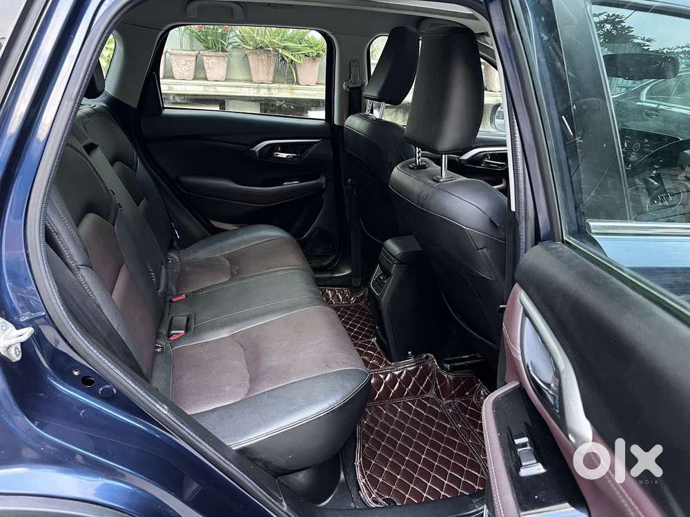 Maruti Suzuki Grand Vitara 1.5 Alpha Smart Hybrid At, 2023, Petrol