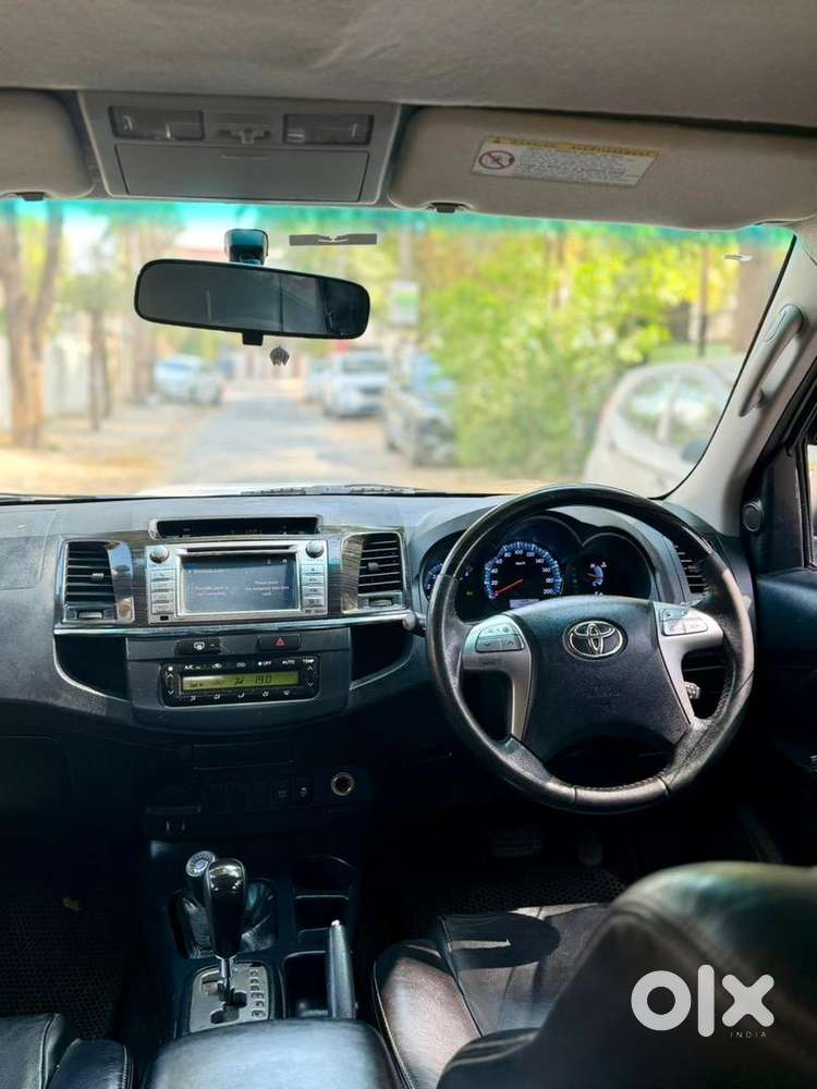 Toyota Fortuner 2015