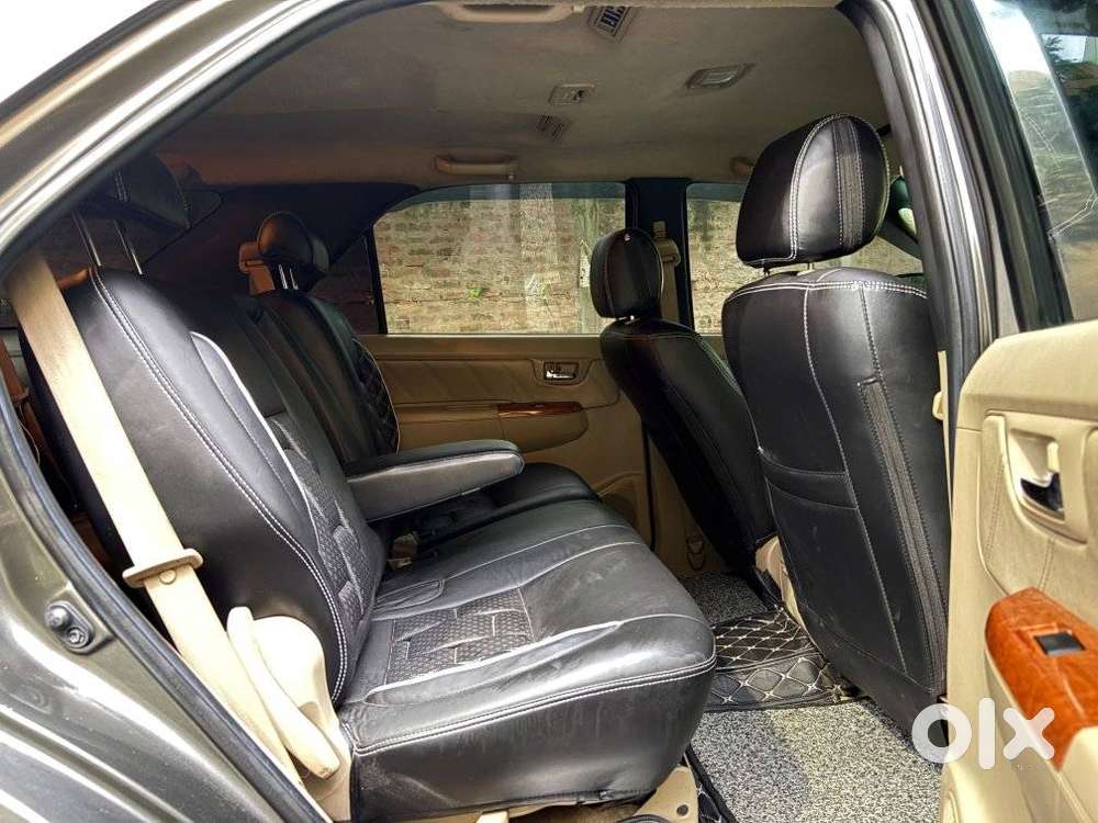 Toyota Fortuner 4x4 Mt, 2010, Diesel