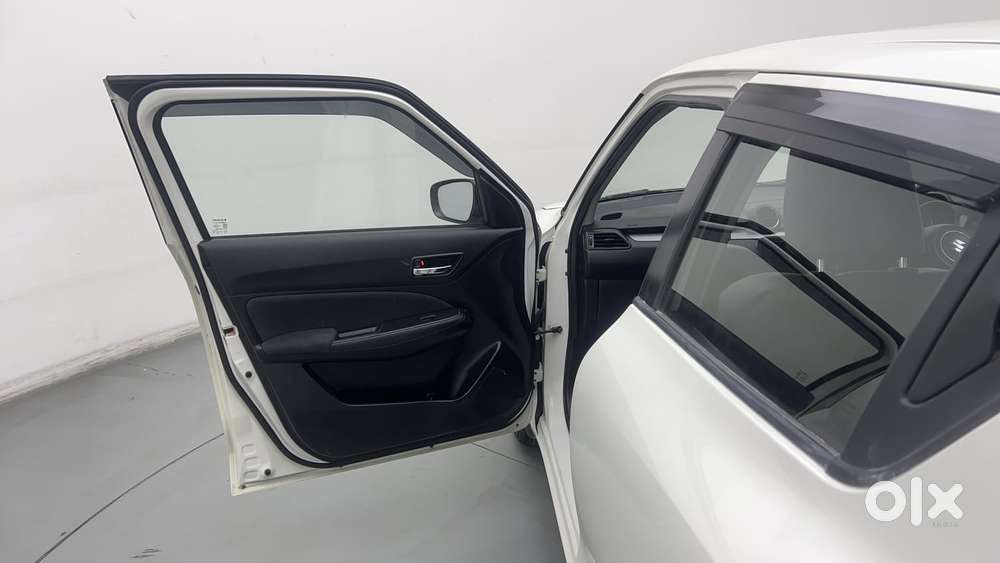 Maruti Suzuki Swift Amt Vvt Vxi, 2023, Petrol