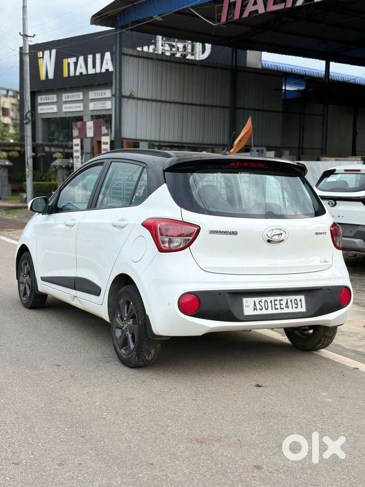 Hyundai Grand I10 1.2 Sportz(o) Dual Tone, 2019, Petrol