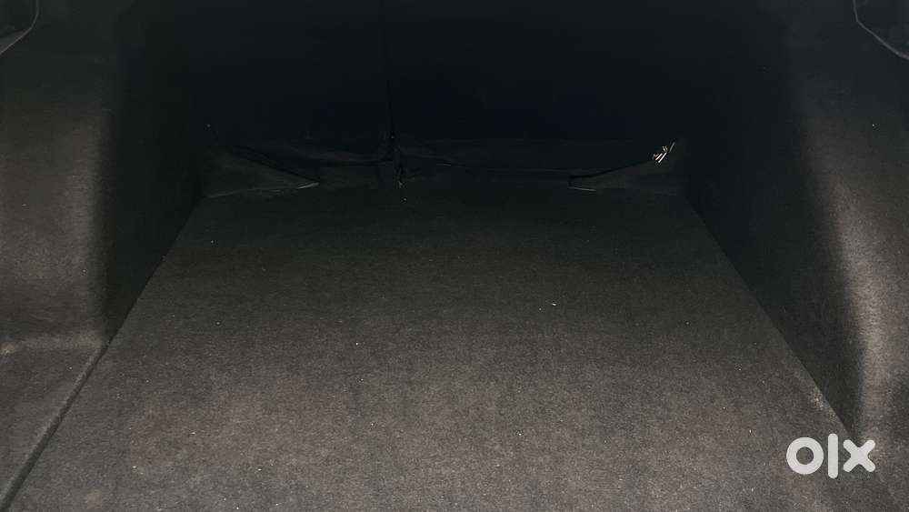 Skoda Slavia 1.0 Ambition Tsi At, 2023, Petrol