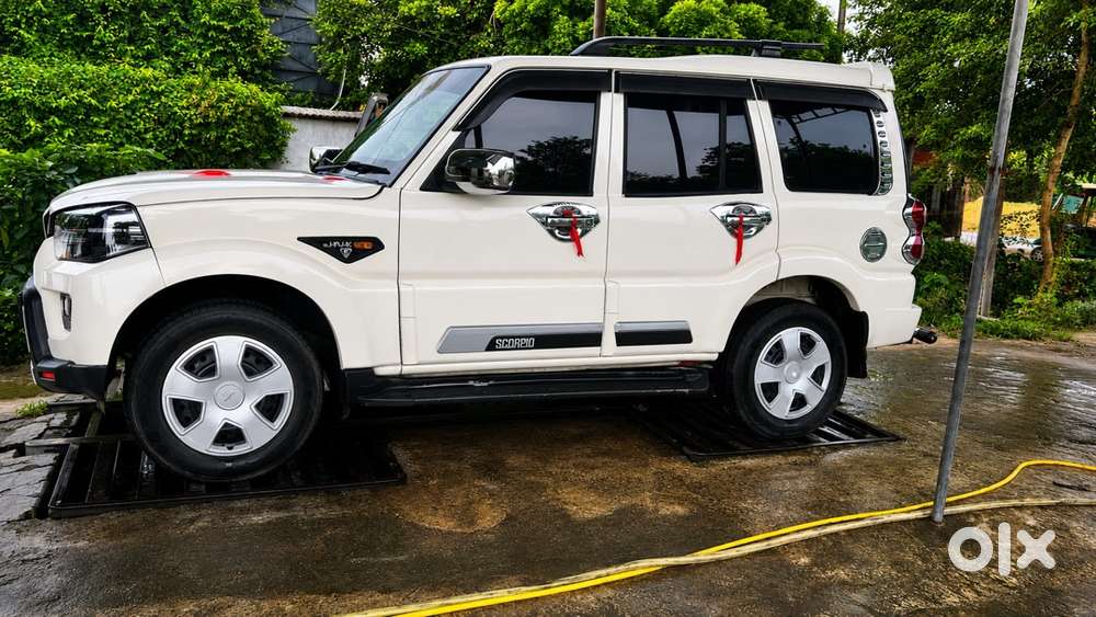 Mahindra Scorpio Diesel 2015