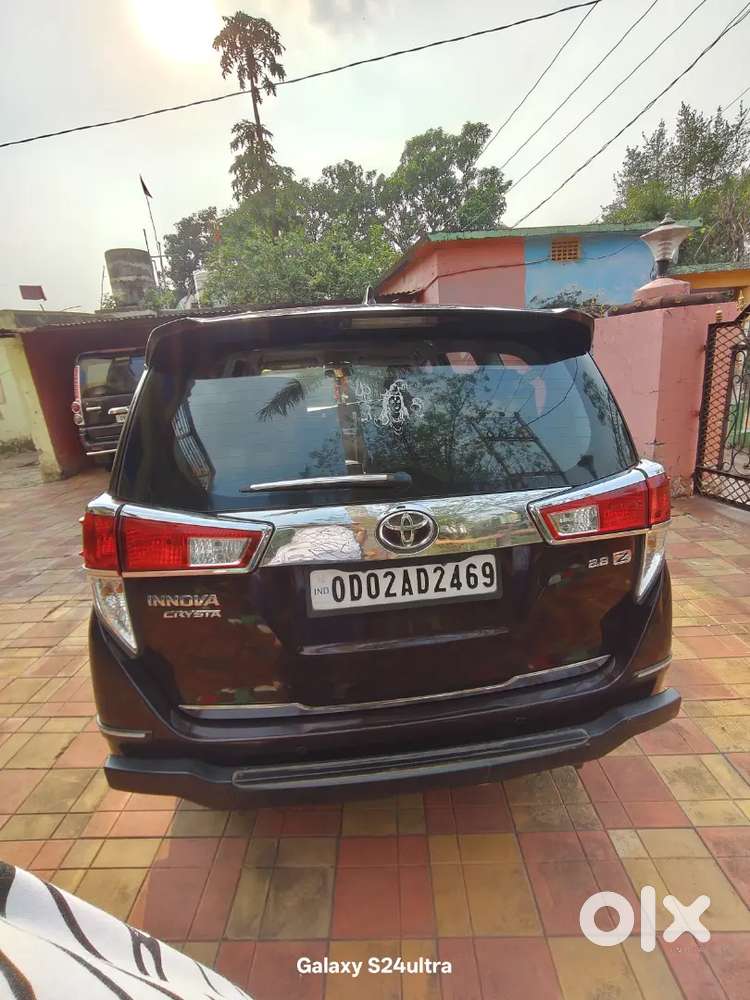 Toyota Innova Crysta2.8zx