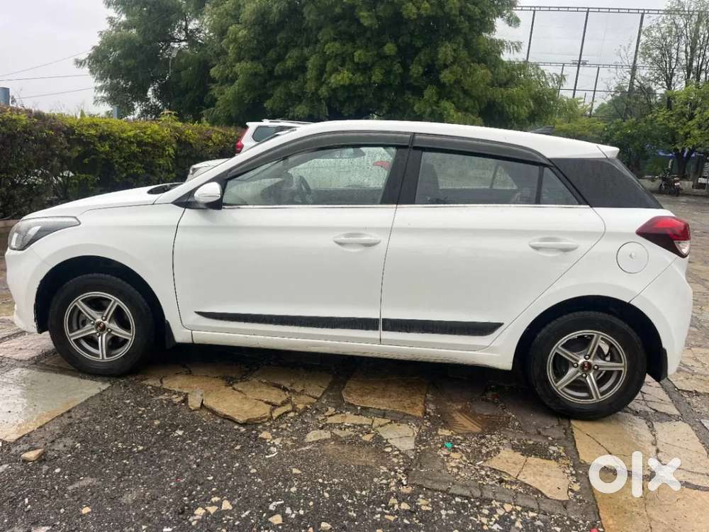 Hyundai Elite I20 [ ] 1.2 Sportz, 2017, Petrol
