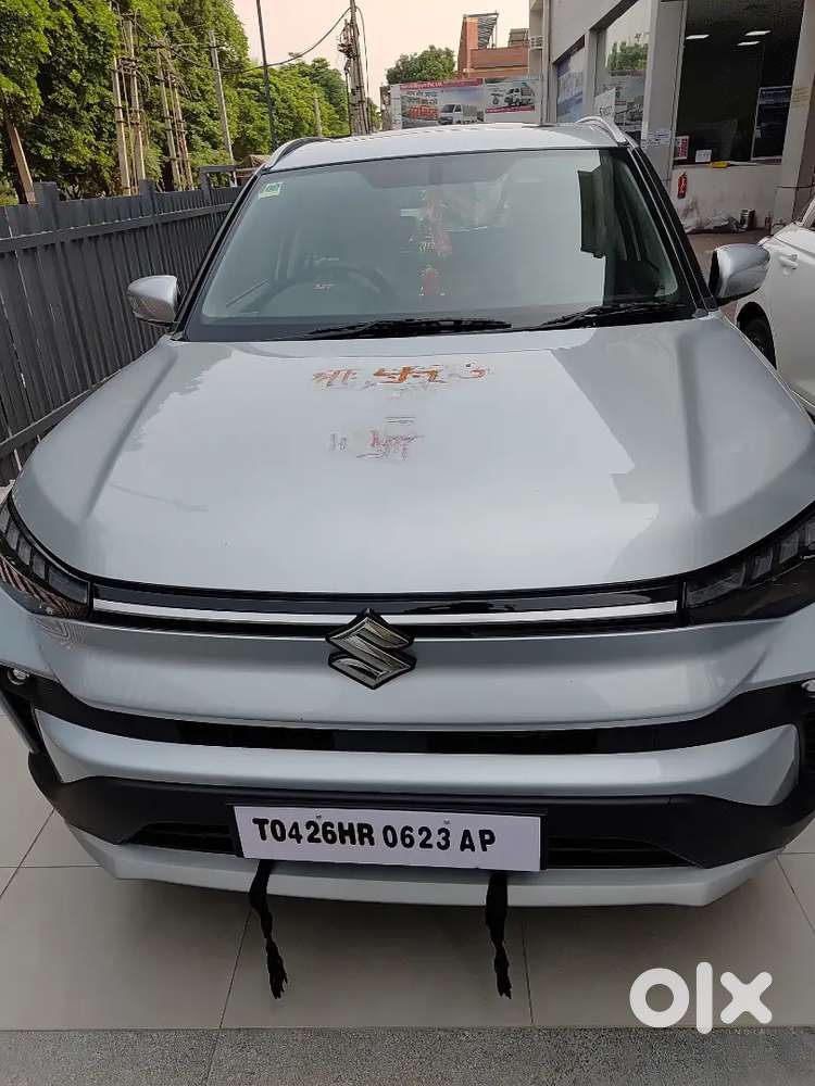 Model Zxi (o) Silver With Top Model Alloys