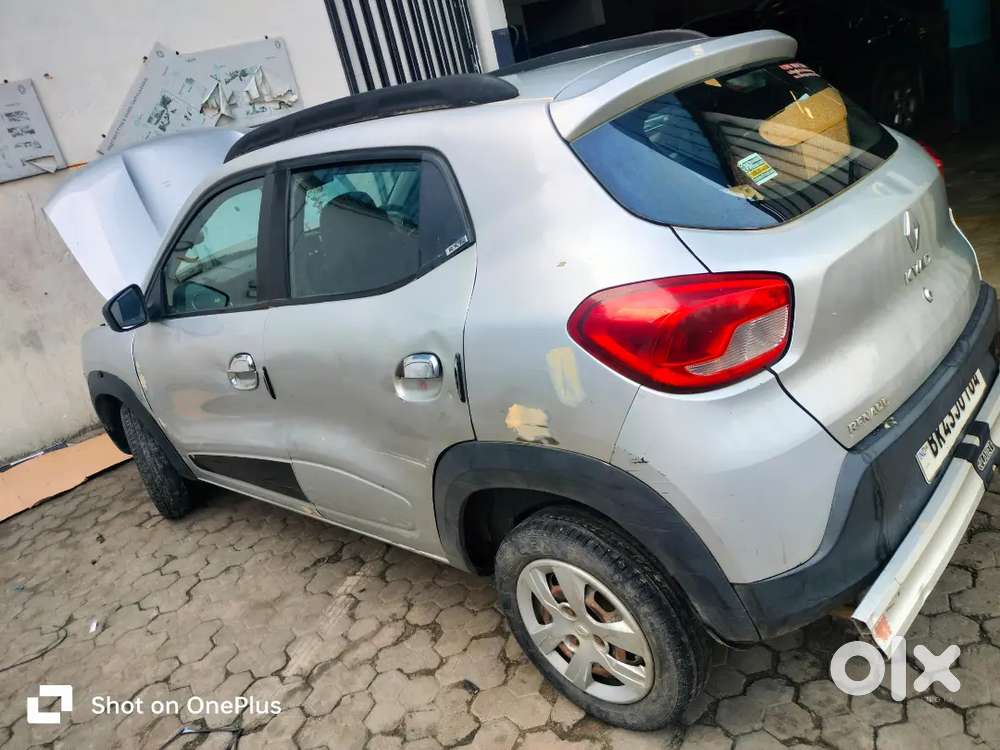 2016 Renault Kwid पेट्रोल कार