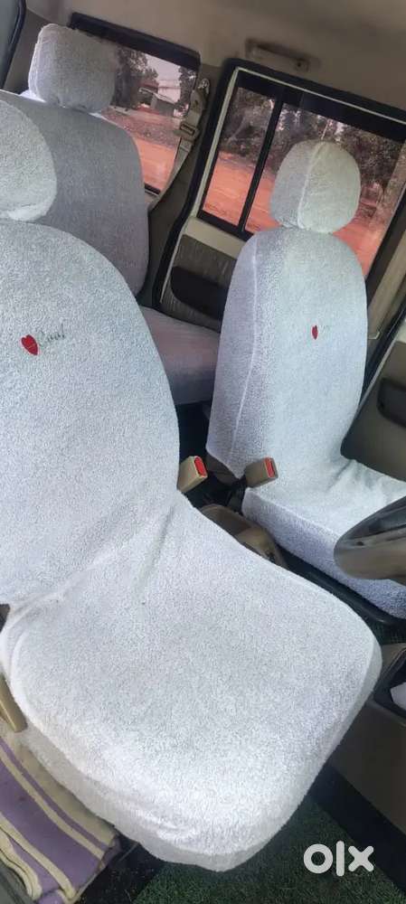 Bolero 7 Seater
