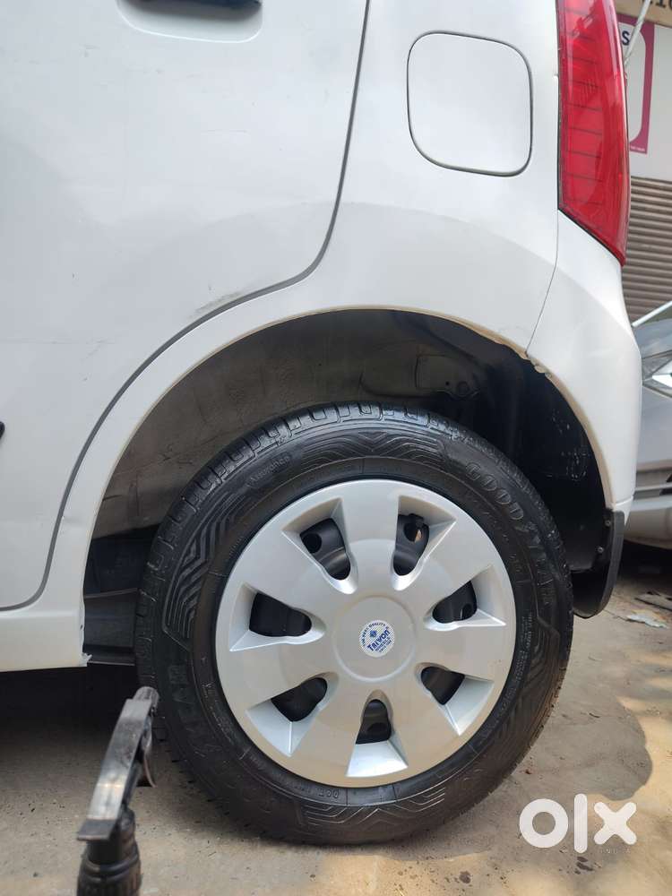 Maruti Suzuki Wagon R Lxi Bs Iv, 2013, Petrol