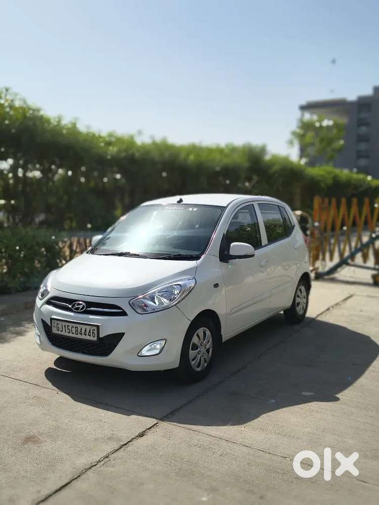 Hyundai I10 2013 Automatic Petrol 63000 Km Driven In Great Condition