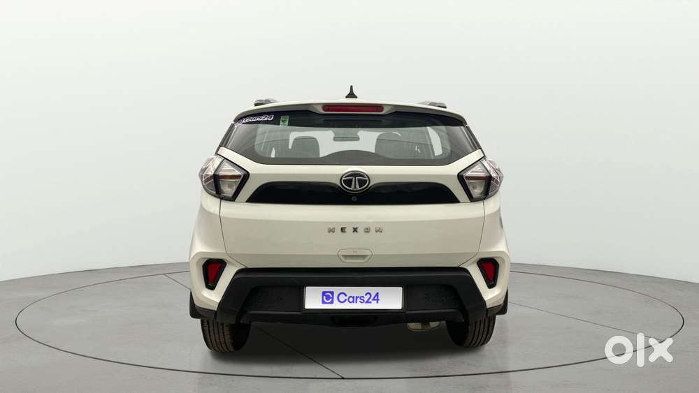 Tata Nexon 1.2 Revotron Xm (s), 2022, Petrol
