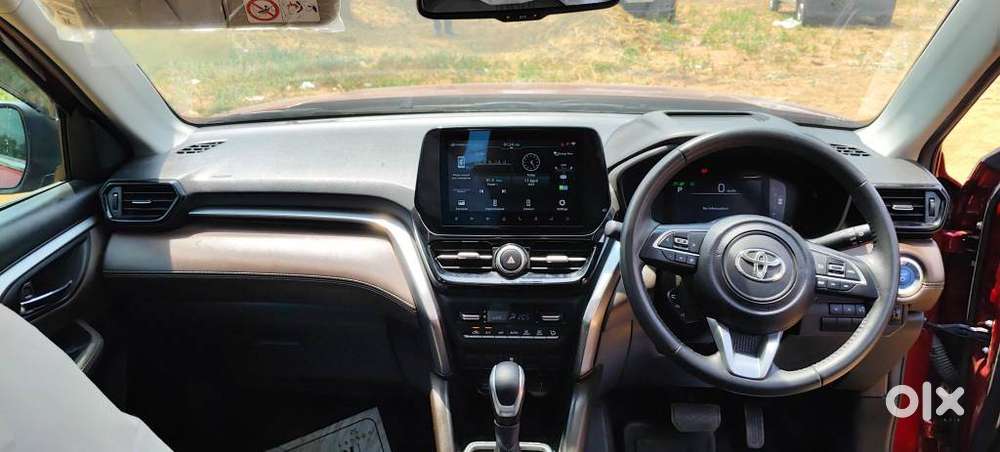 Toyota Urban Cruiser Hyryder 1.5 V Hybrid, 2025, Petrol