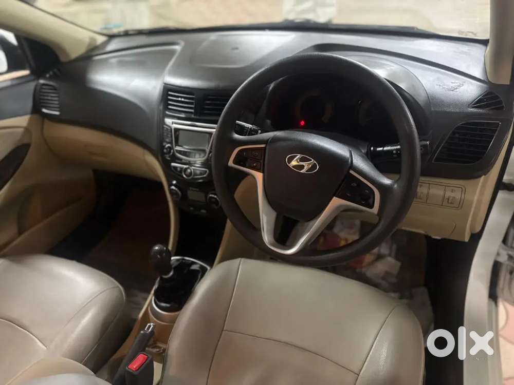 Hyundai Verna 2011 Model